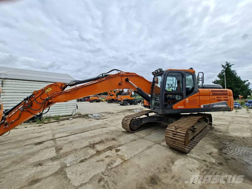 Doosan DX 225 LC-5 Crawler excavators