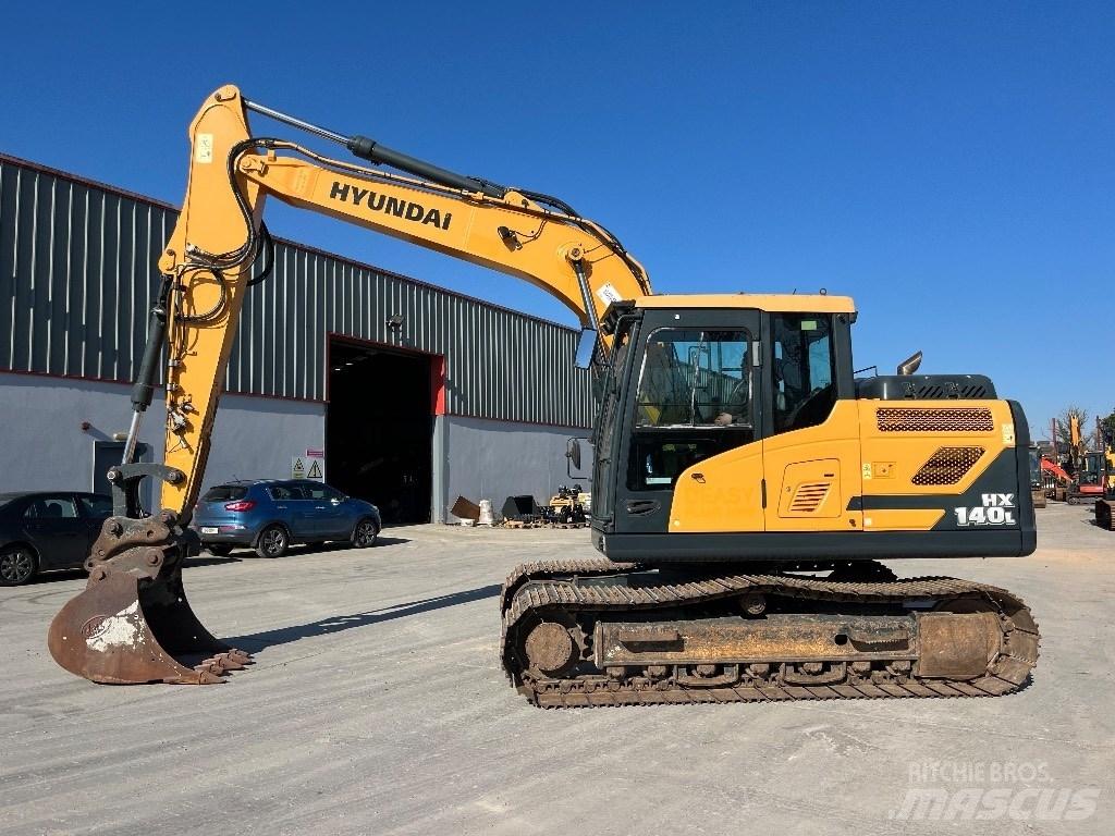 Hyundai HX140L Crawler excavators