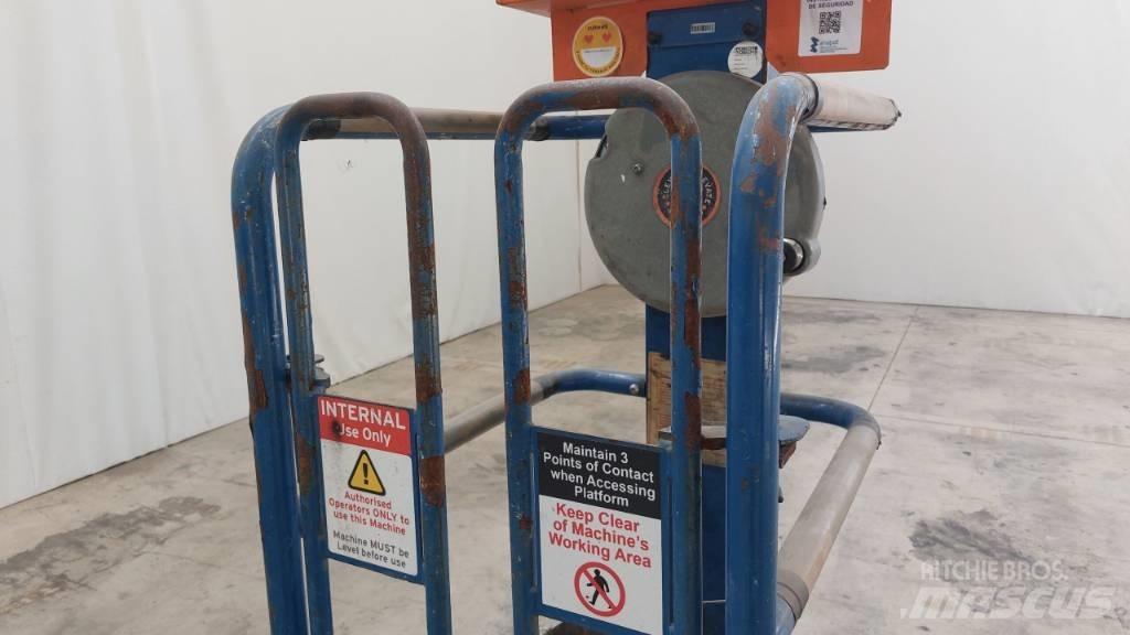 JLG Peco Lift Used Personnel lifts and access elevators