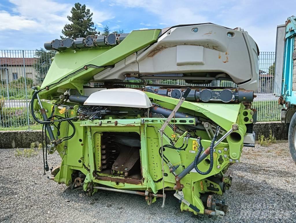 CLAAS Orbis 900 AC Combine harvester heads