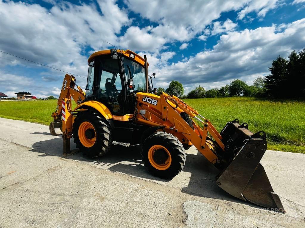 JCB 3 CX Backhoe