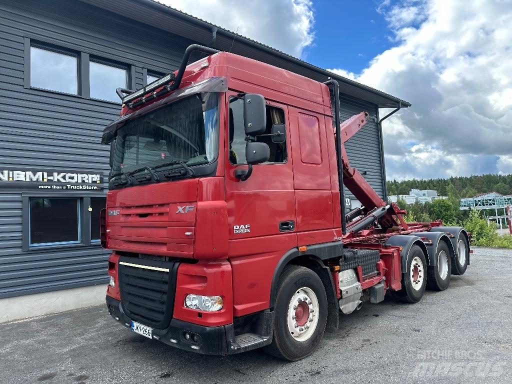 DAF XF105.410 8x2 Hook lift trucks
