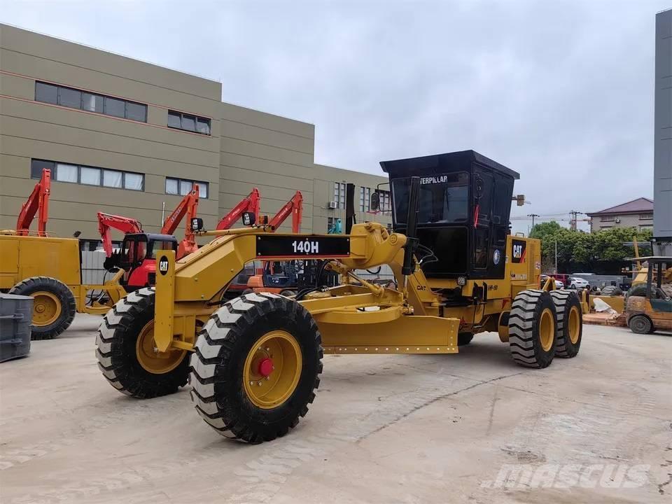 CAT 140H Graders