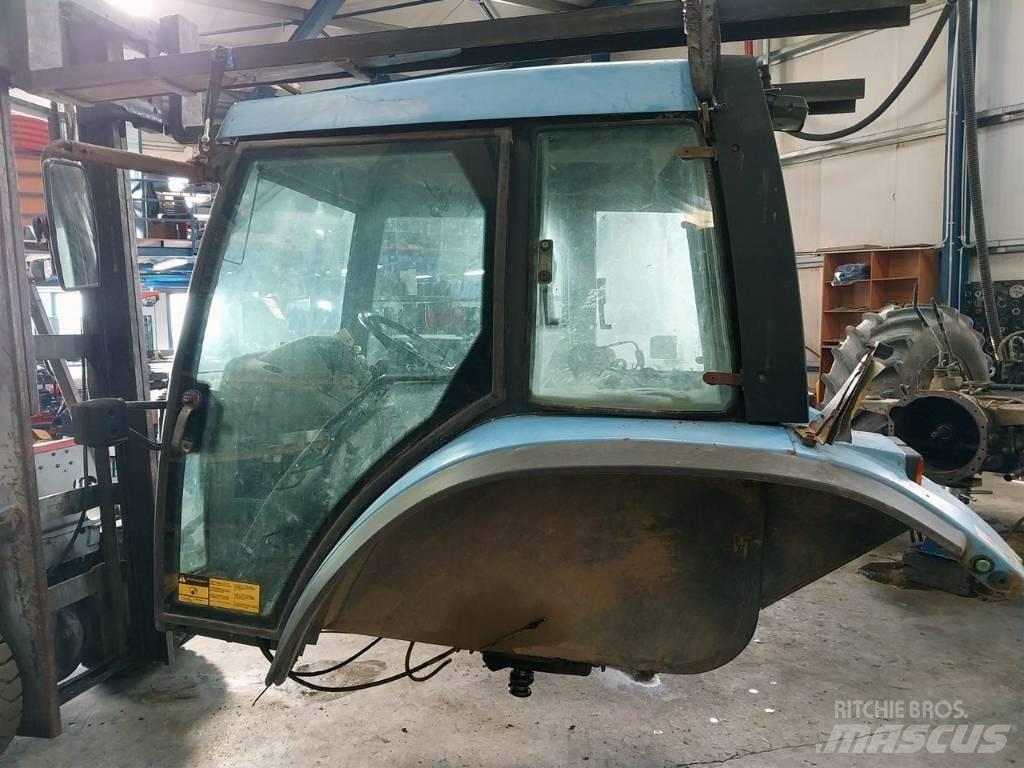 Landini Legend 115 Cabins and interior