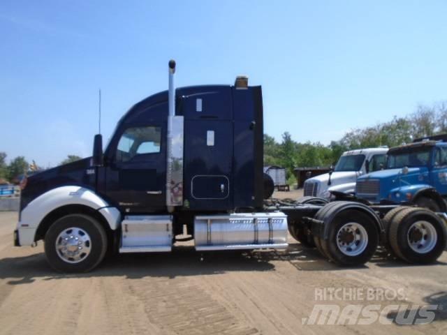 Kenworth T 880 Prime Movers