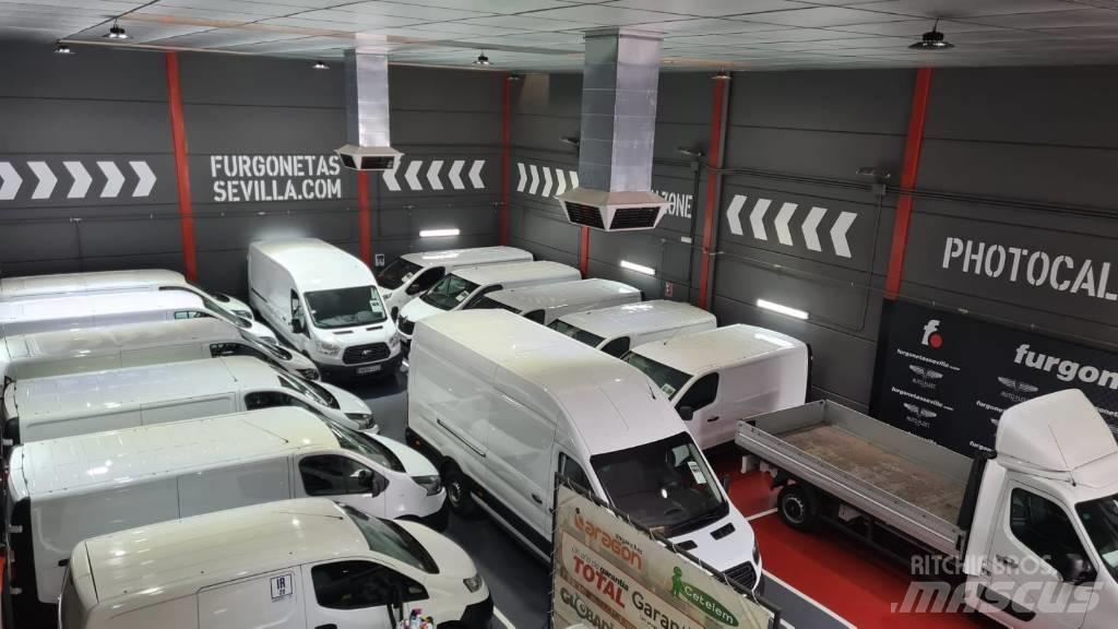 Peugeot Expert Panel vans
