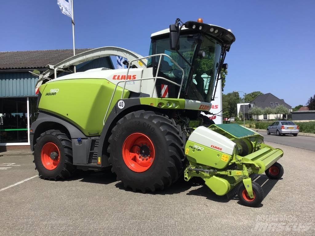 CLAAS Jaguar 960 Combine harvesters