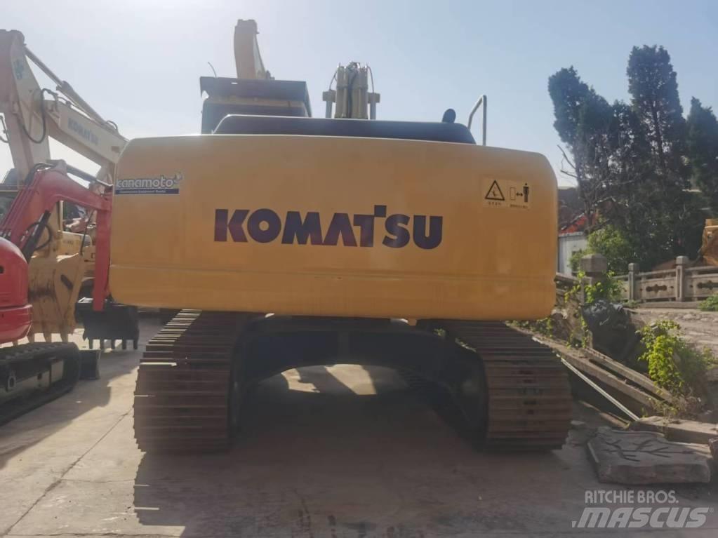 Komatsu PC 220-8 Crawler excavators