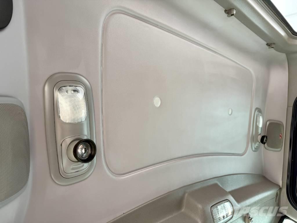 Peterbilt 389 Prime Movers