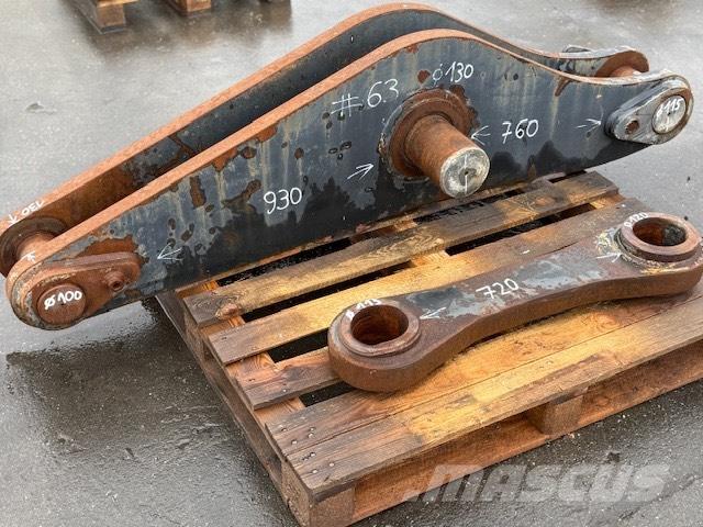 CNH BUCKET LINK Buckets