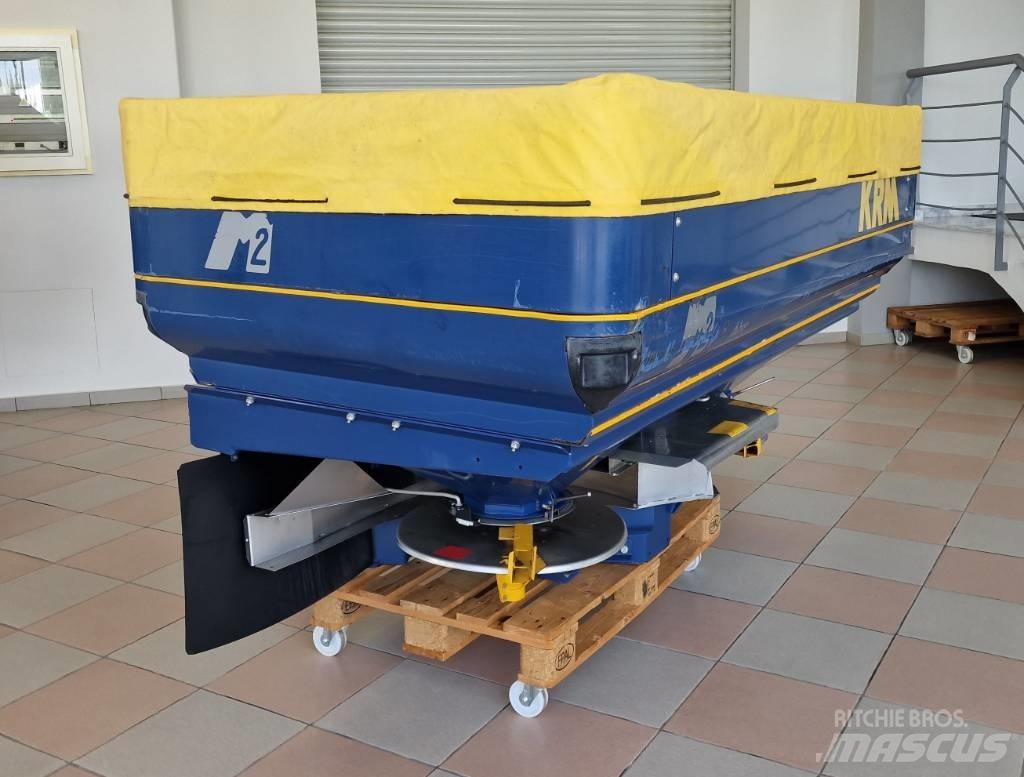 Bogballe M2 Mineral spreaders
