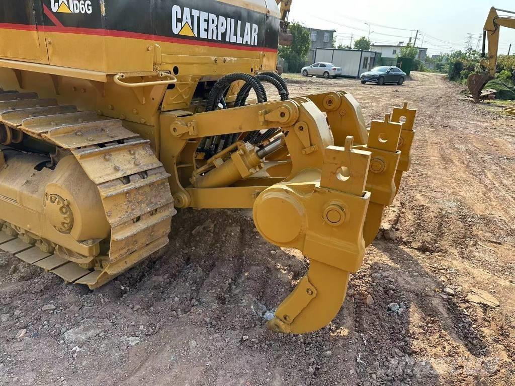 CAT D 6 G Crawler dozers