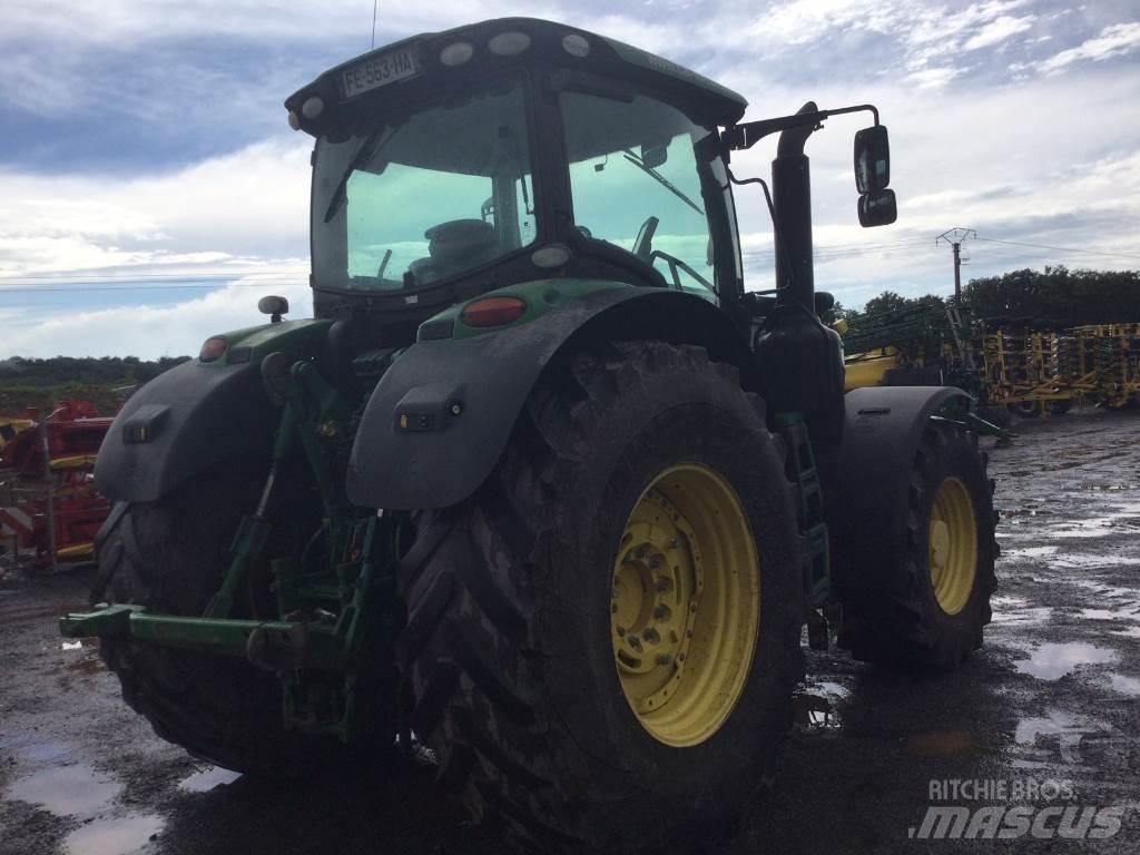 John Deere 6250R Tractors