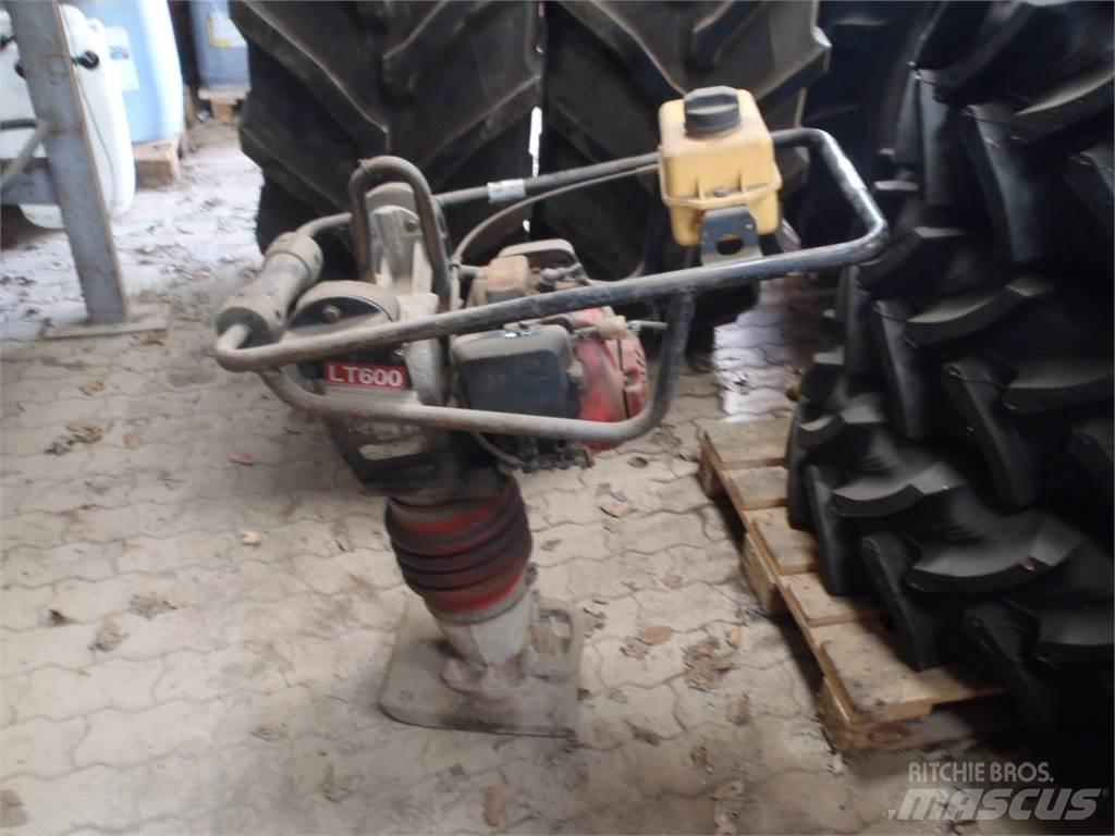 Dynapac - Tractors