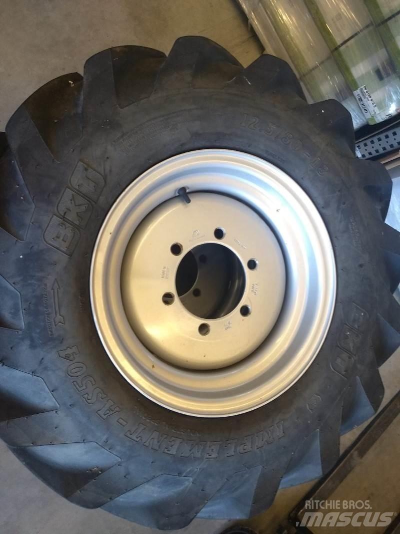 BKT 12.5/80-18 Farm machinery