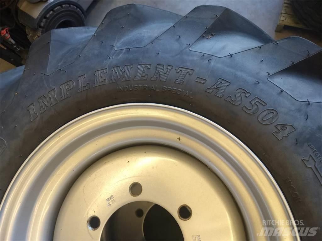 BKT 12.5/80-18 Farm machinery
