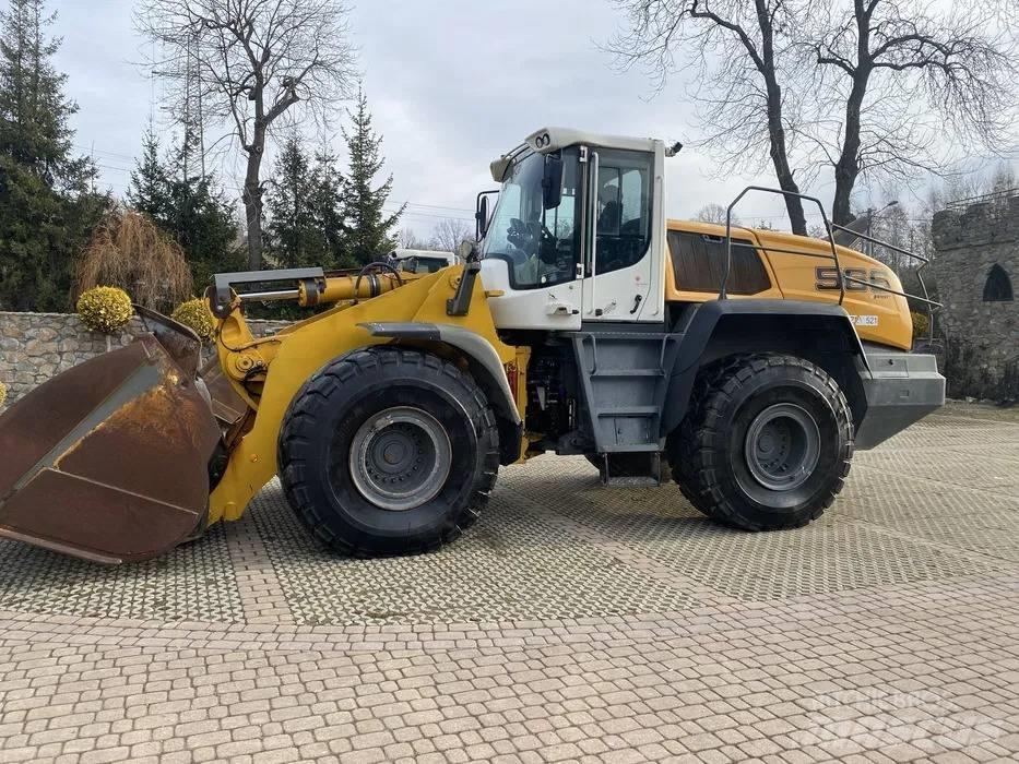 Liebherr L 566 Wheel loaders