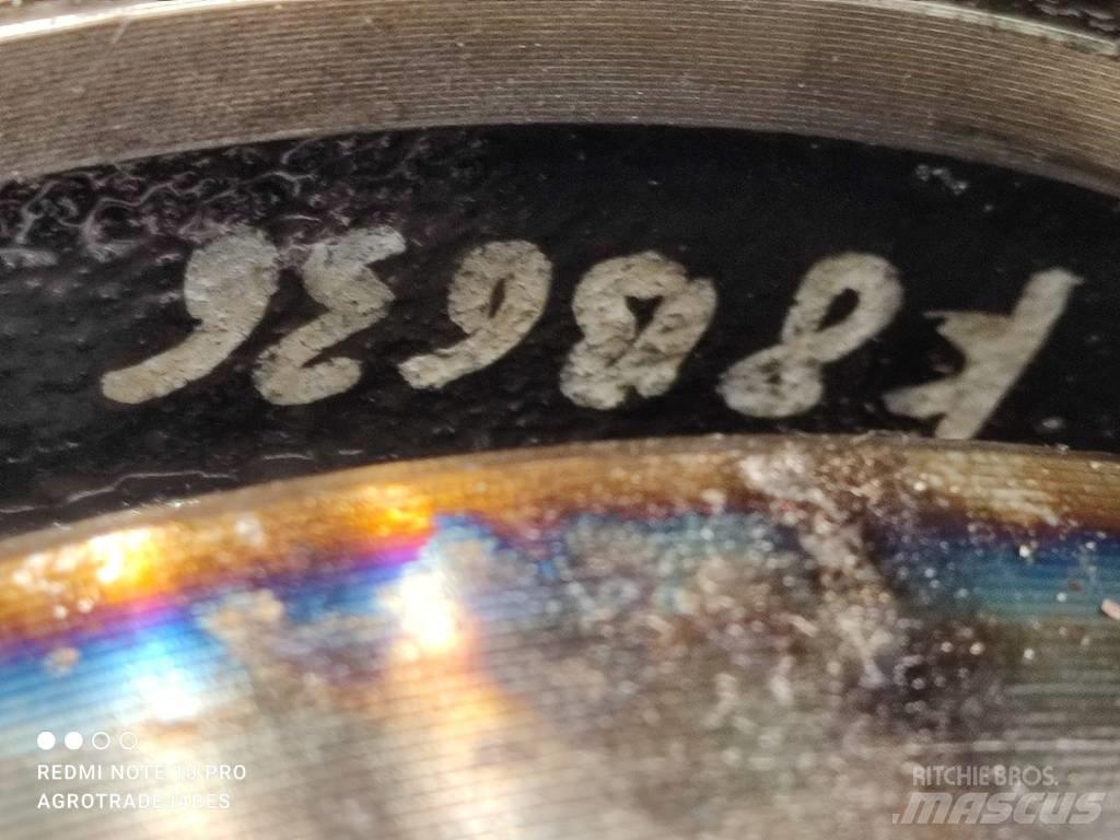 Genie GTH 2506 hub Axles