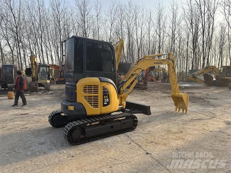 Komatsu PC35 Mini excavators < 7t (Mini diggers)