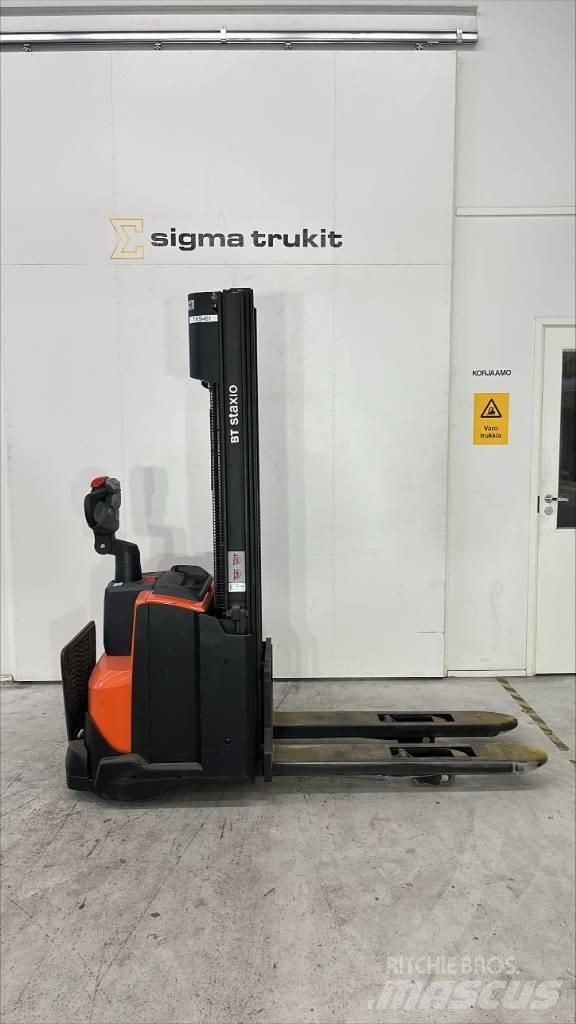 Toyota SWE 120 L Pedestrian stacker