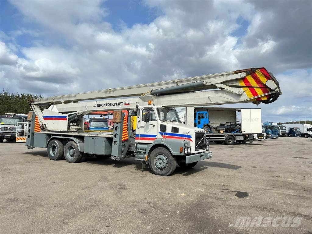Volvo N12-1-V-6X2 Truck mounted cranes