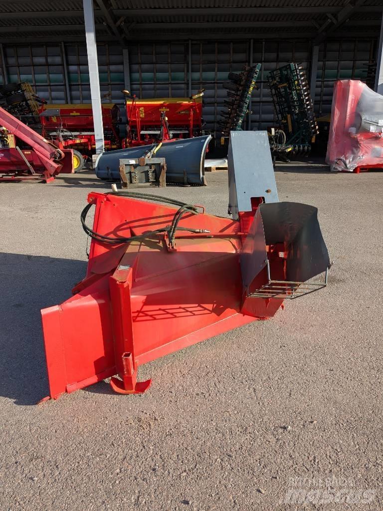 Esko LL240 Snow throwers