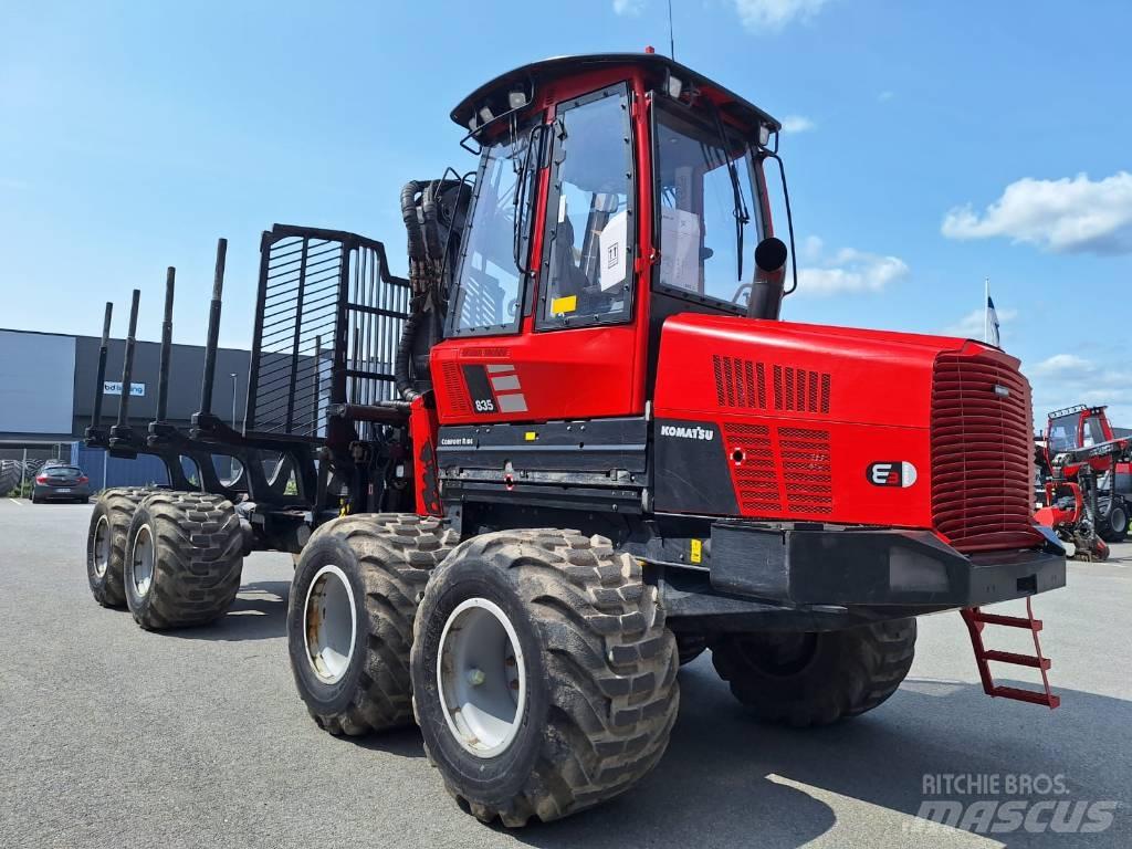 Komatsu 835 Forwarders