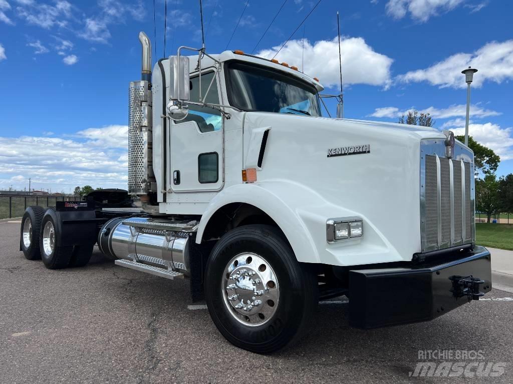 Kenworth T 800 Prime Movers