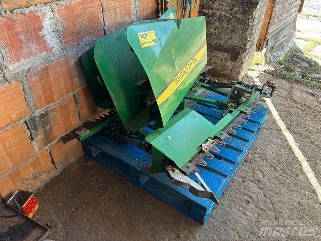 John Deere T670 Combine harvesters