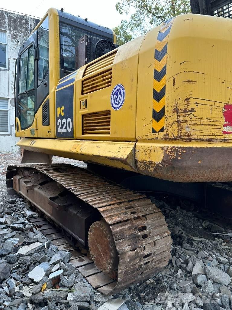 Komatsu PC220-8MO Crawler excavators