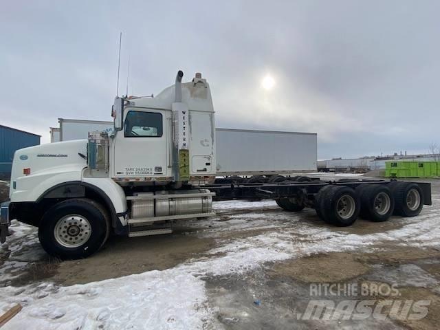 Western Star 4900SB Prime Movers
