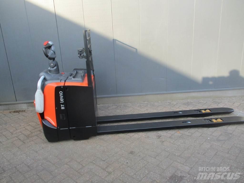 Toyota LPE 250 Low lift with platform