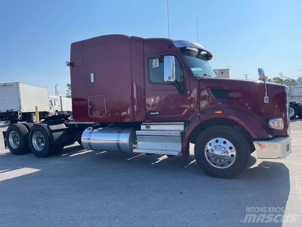Peterbilt 567 Prime Movers