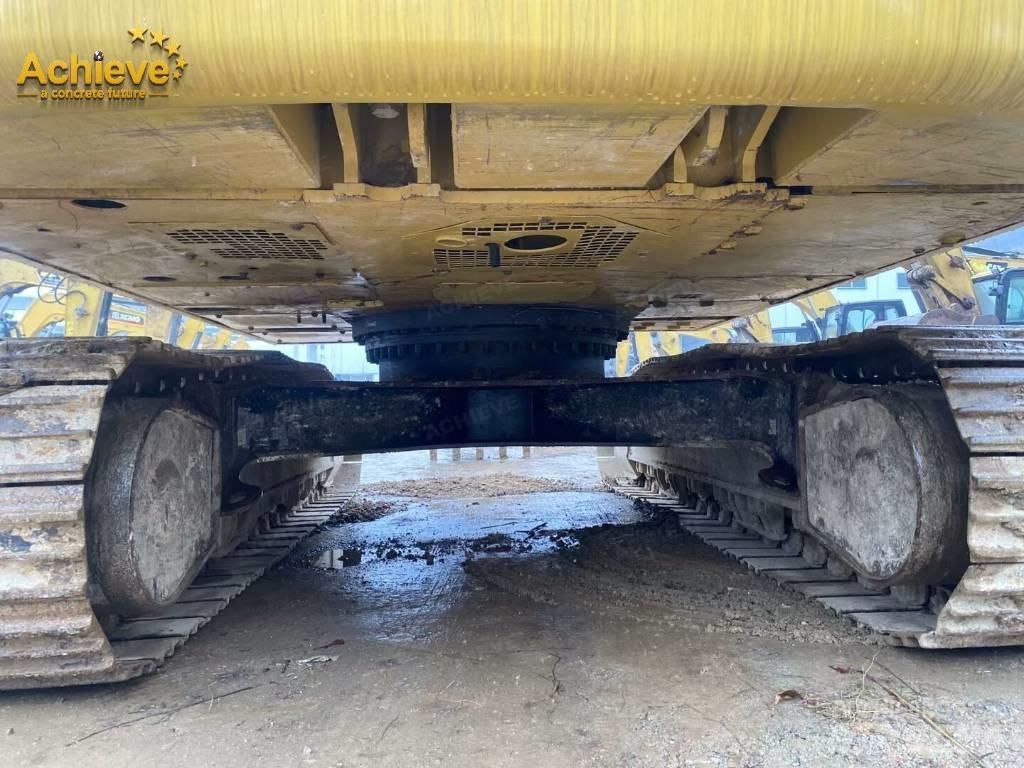 CAT 320 Crawler excavators