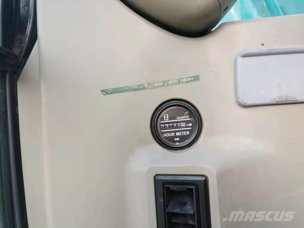 Kobelco SK 135 Crawler excavators