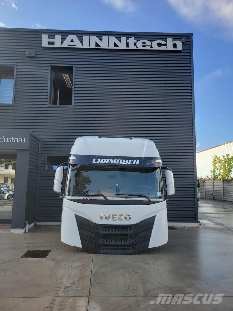 Iveco S-WAY EURO 6 Cabins and interior
