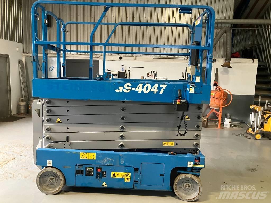 Genie GS 4047 Scissor lifts