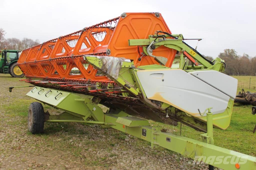 CLAAS Tucano 480 Combine harvesters