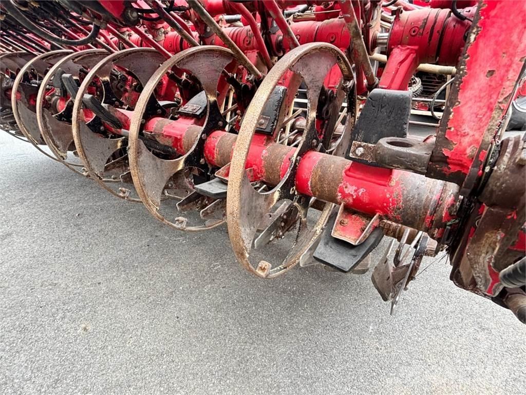 Holmer T4-40 Beet harvesters