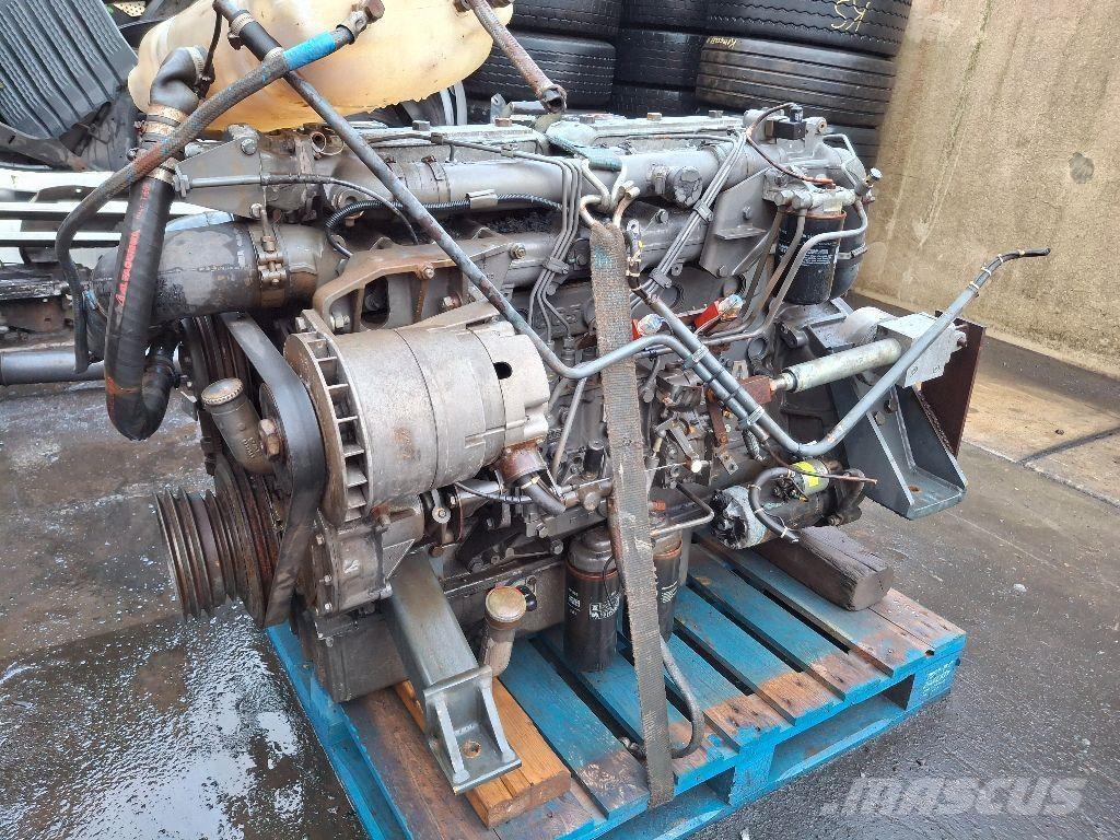 DAF RS180M (75CF) Engines