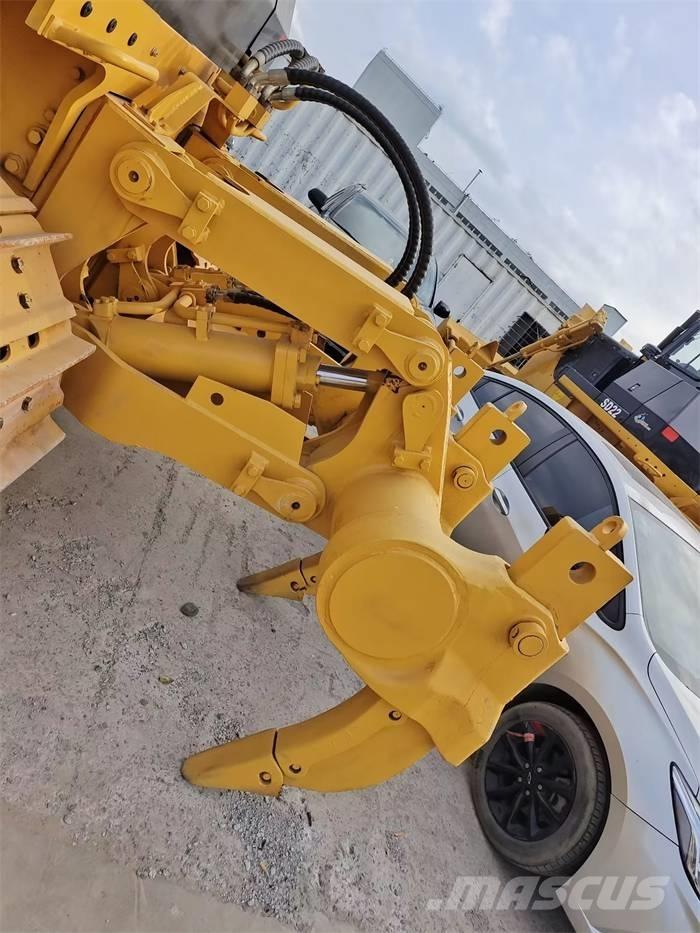 Shantui SD22 Crawler dozers