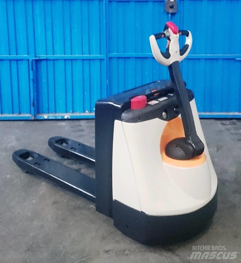 Crown WP 2320 Low lifter