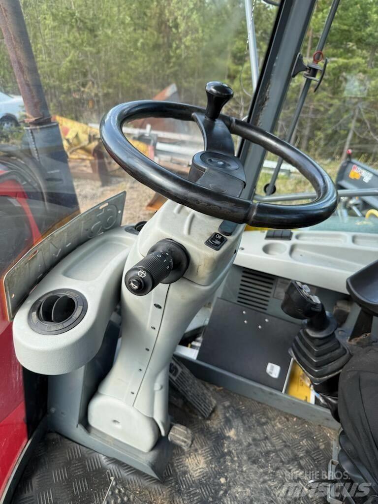 Lännen 8600 G Backhoe