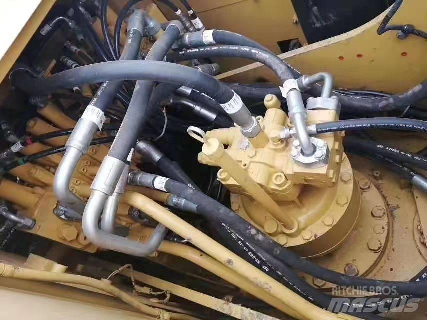 CAT 320 D Crawler excavators
