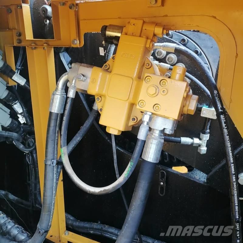 Sany SCC 850 A Track mounted cranes