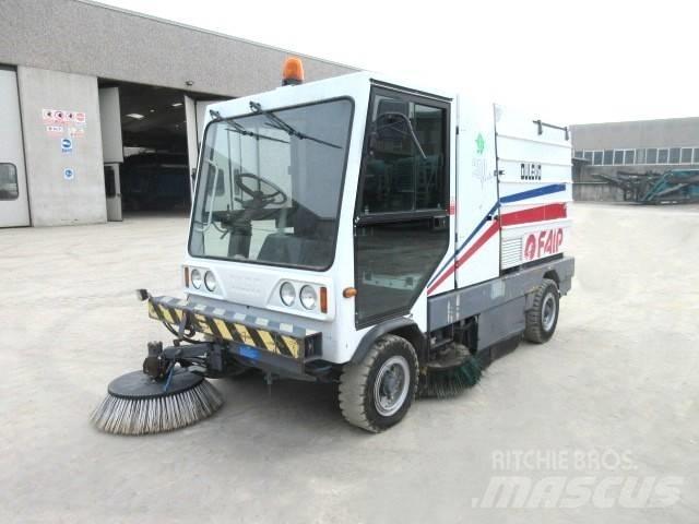 Dulevo 200 Quattro Sweepers