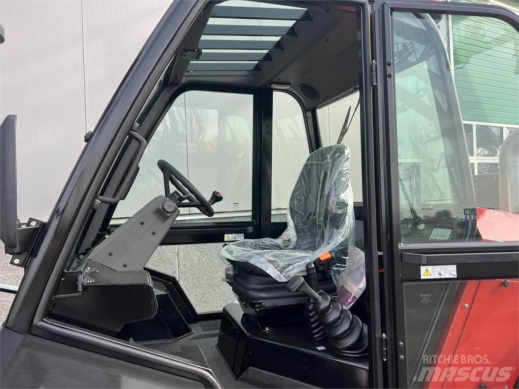 Manitou M50-4 Rough terrain truck
