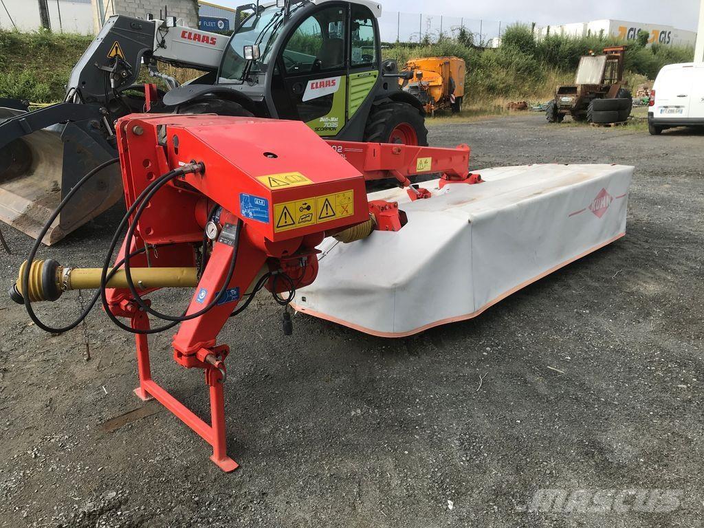 Kuhn GMD 802 Mowers