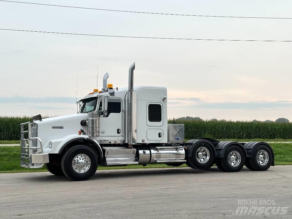 Kenworth T800 Prime Movers