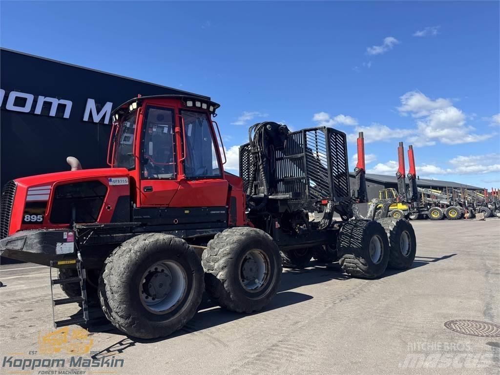 Komatsu 895 Forwarders